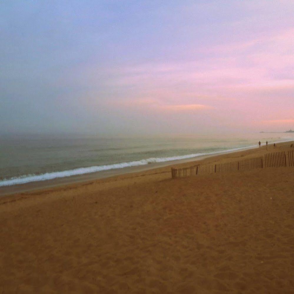 Misquamicut Beach Front Inn Westerly Eksteriør bilde