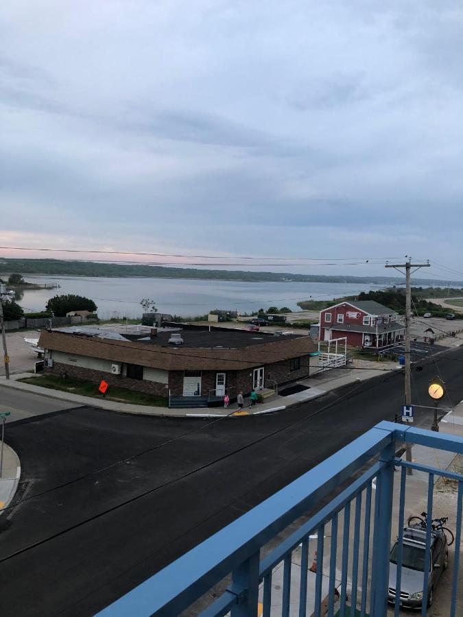 Misquamicut Beach Front Inn Westerly Eksteriør bilde